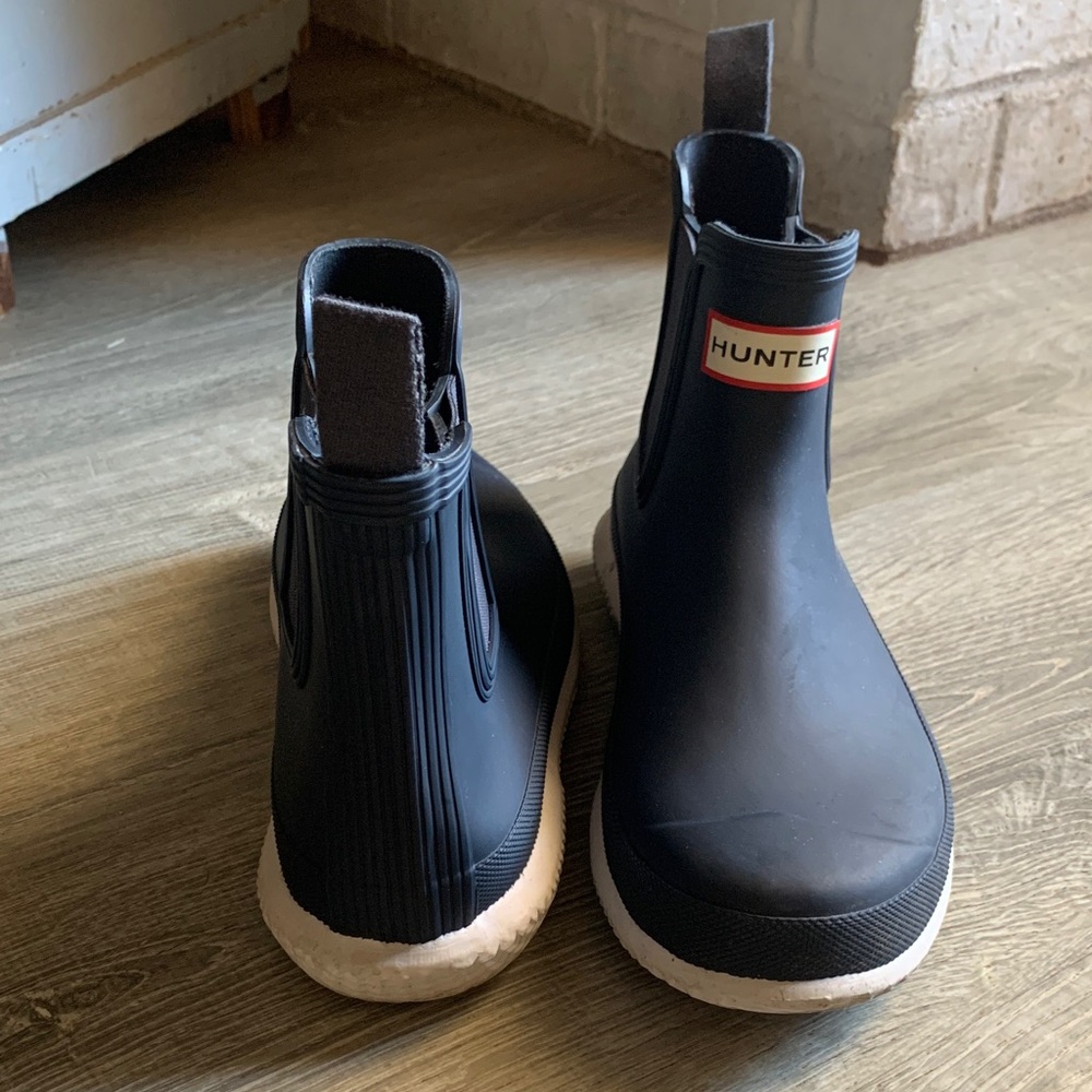 Hunter navy ankle boots